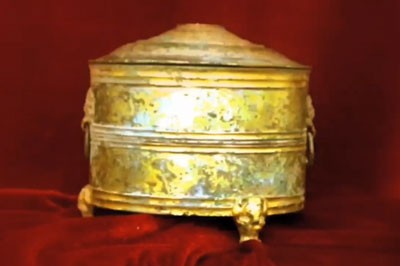 鎏金铜樽