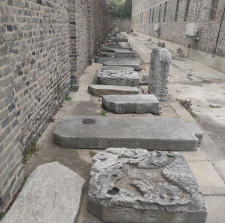 南阳市博物馆对零散石刻保管工作的研究 